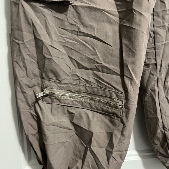Faded Rose Cargo Pants ( Small) - Picture 5 of 9